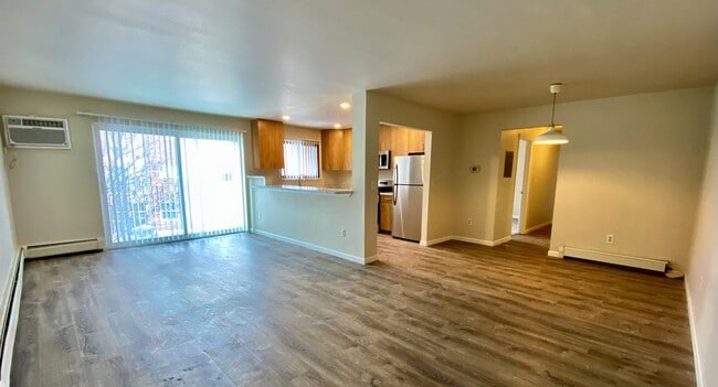 Abeto actualizado - Eastern Lofts Apartment Homes