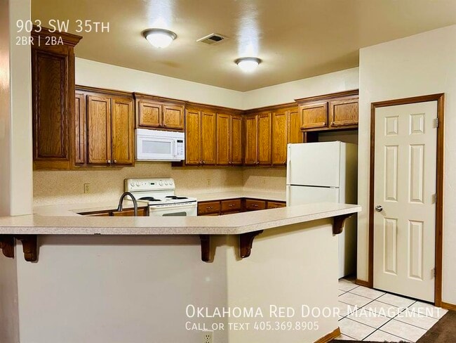 Photo - 903 SW 35th St