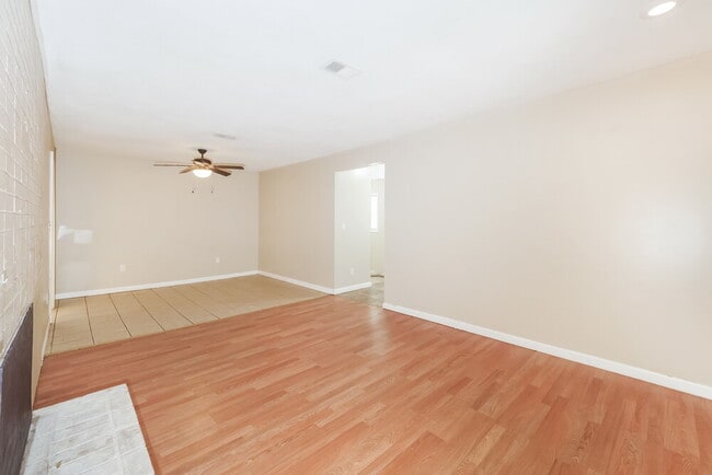Photo - 2125 NE Gaddy Rd