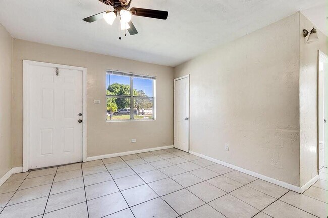 Photo - 1501 NW 24th Ave