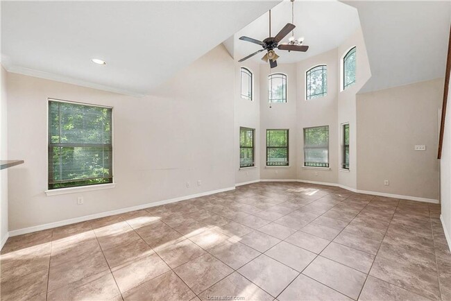 Photo - 456 Chimney Hill Dr Unit 456 Chimney Hill