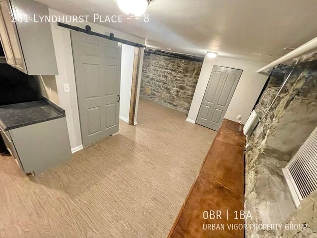 Photo - 261 Lyndhurst Pl Unidad 8