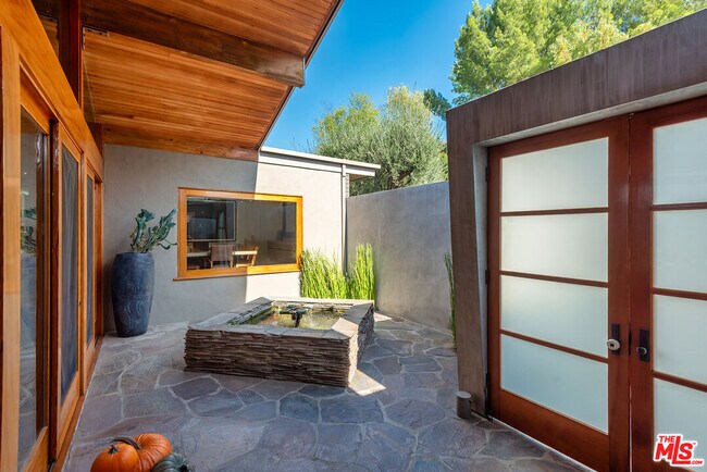 Photo - 4305 Clear Valley Dr