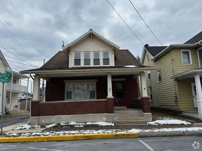 Building Photo - 2nd Floor West Shore School District Apart... Unit 2nd Floor Rental