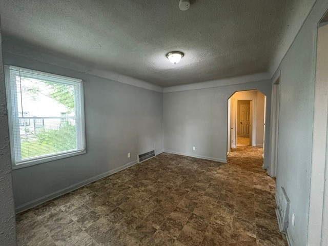 Photo - 20058 Bloom St