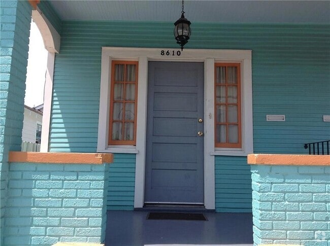 Building Photo - 8610 Spruce St Rental