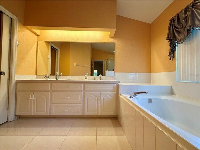 Photo - 1762 Grey Fox Dr