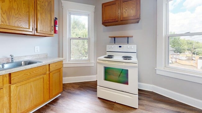 Photo - 1074 Johnston St Apartment Unit 1074 Johnston St - UP