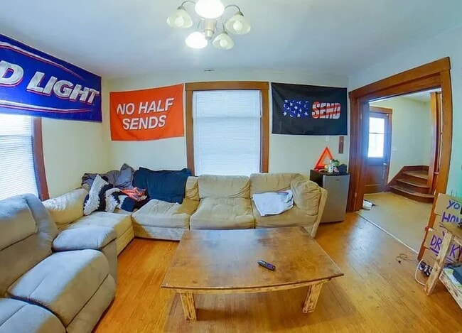 Photo - 512 N 9th St