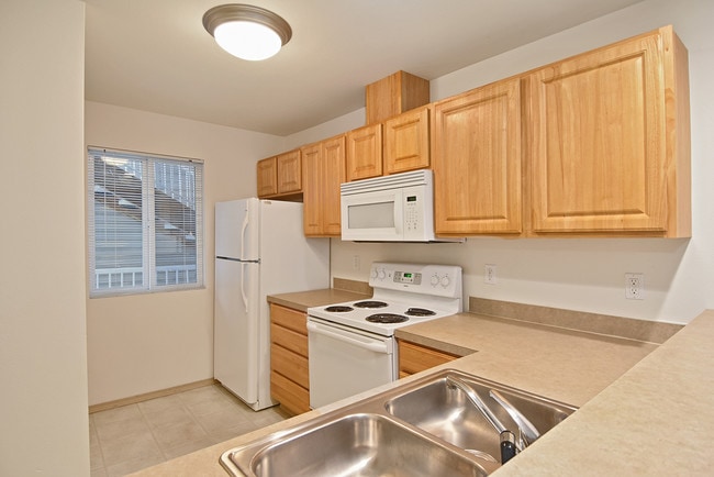 Photo - Brighton Square Apartments