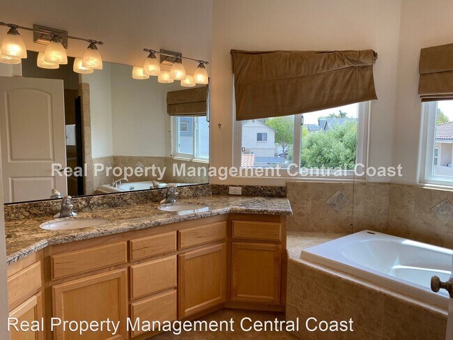 Photo - 3 br, 2.5 bath House - 461 S 8th Street