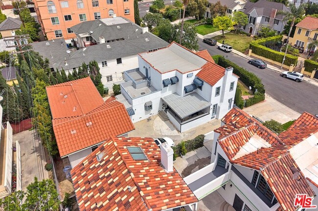 Photo - 823 Lorraine Blvd