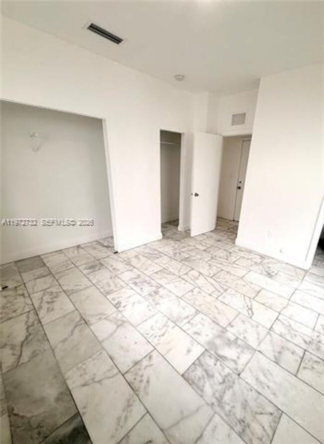 Photo - 922 Jefferson Ave Unit 922 Jefferson Ave # 6 (A11972732)