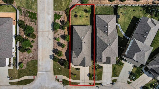 Photo - 15623 Red Panda Rd