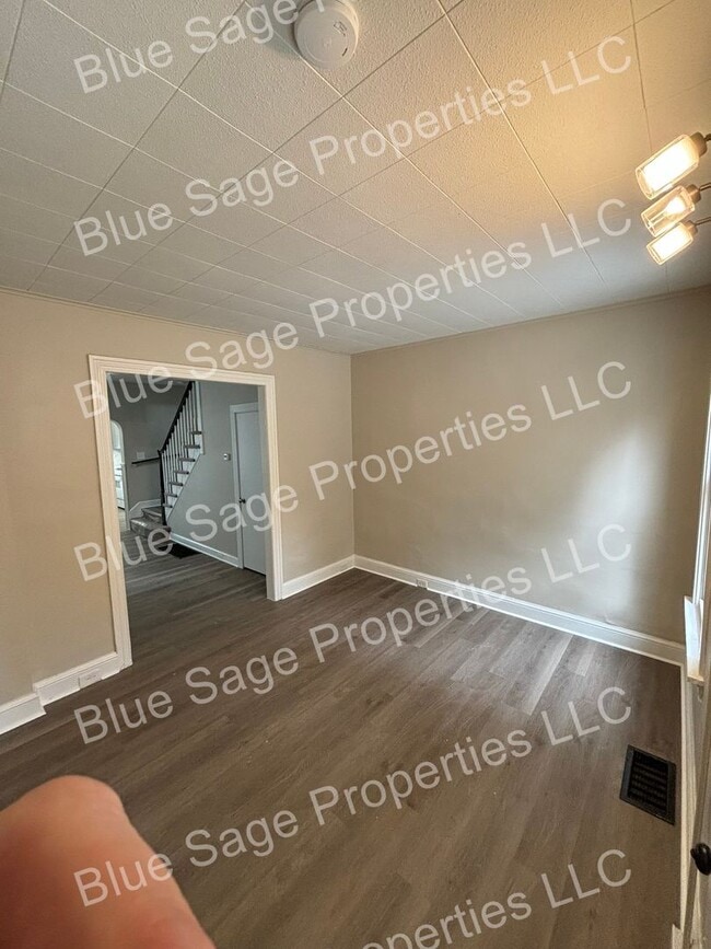 Photo - 126 Beech St
