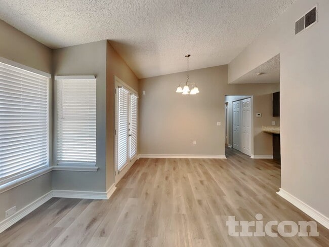 Photo - 16635 Saltgrass St