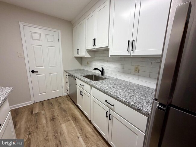 Photo - 405B Mulberry Cove