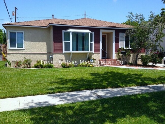 Building Photo - 3763 Nipomo Ave