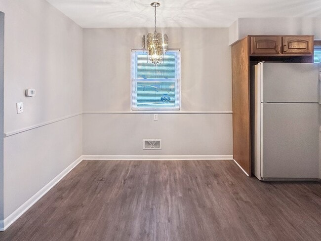 Photo - 30 Ridgewood St