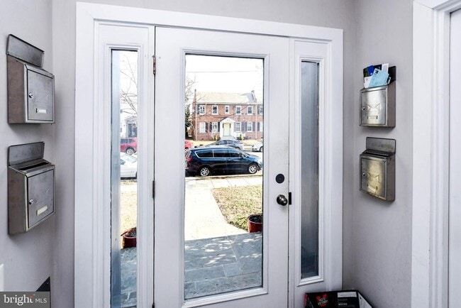 Photo - 913 Quincy St NE Unidad 3