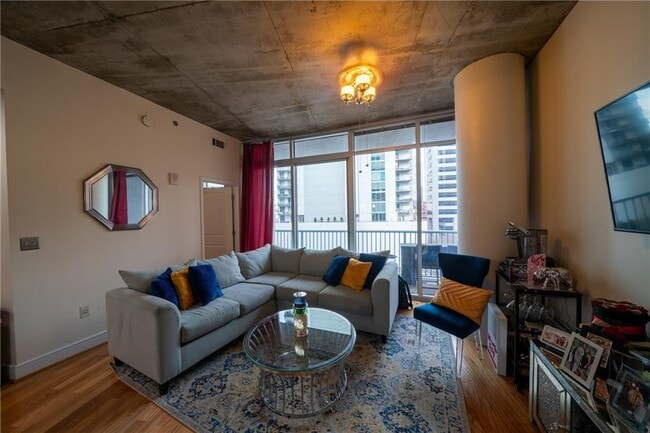 Photo - 44 Peachtree Pl NE Unit 930