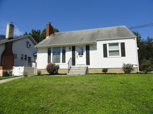 Building Photo - 219 E Knight Ave Unit 219 Rental