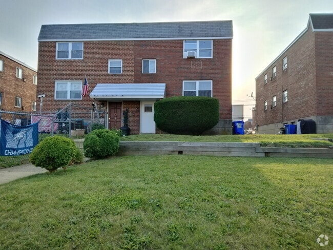 Building Photo - 9418 Kirkwood Rd Unit #1 Rental