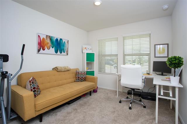 Photo - 425 Sweetshade Ln