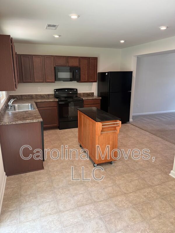 Photo - 126 Fernside Ct
