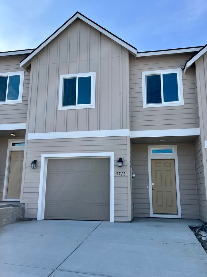 Brand New Townhome! - Brand New Townhome!