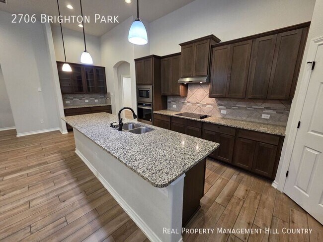 Photo - 2706 Brighton Park