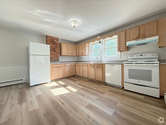 Building Photo - 208-210 Main St Unit 210 Main Rental
