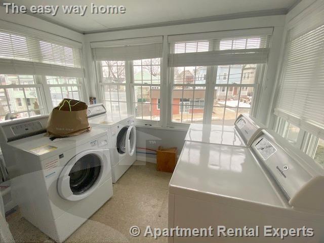 Photo - 519 Main St Unit 1