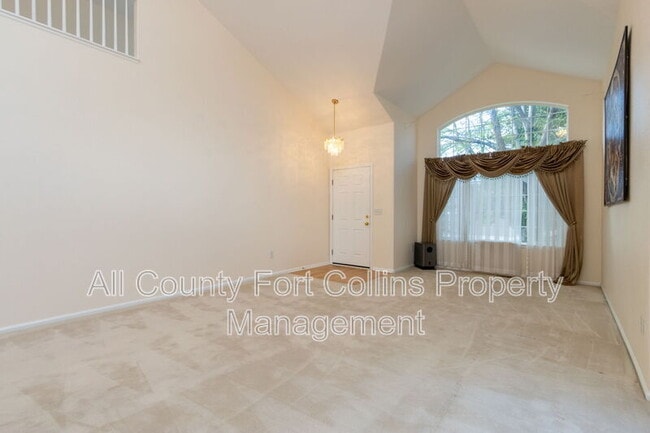 Photo - 1315 Nassau Way