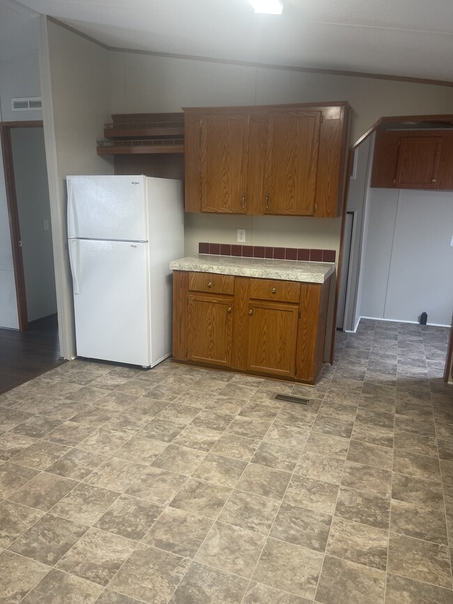 Photo - 350 Mockingbird Dr