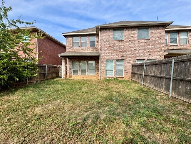 5812 Blackmon Ct
