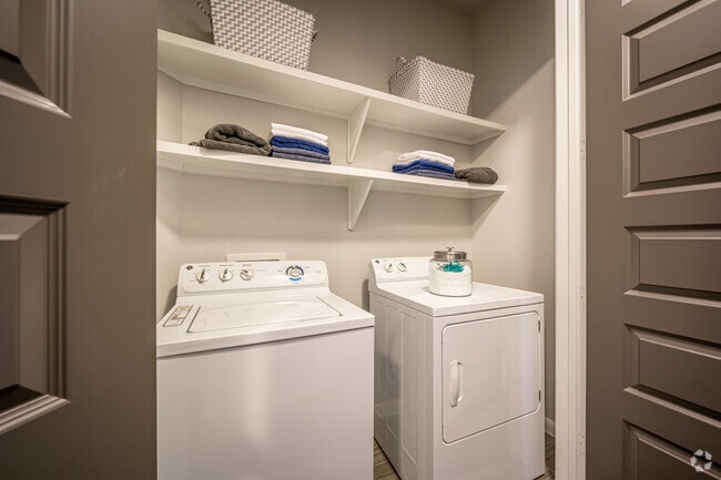 2BR, 2BA - 1262SF - Elan Memorial Park