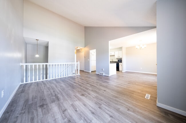 Photo - 4108 S Meadowlark Rd