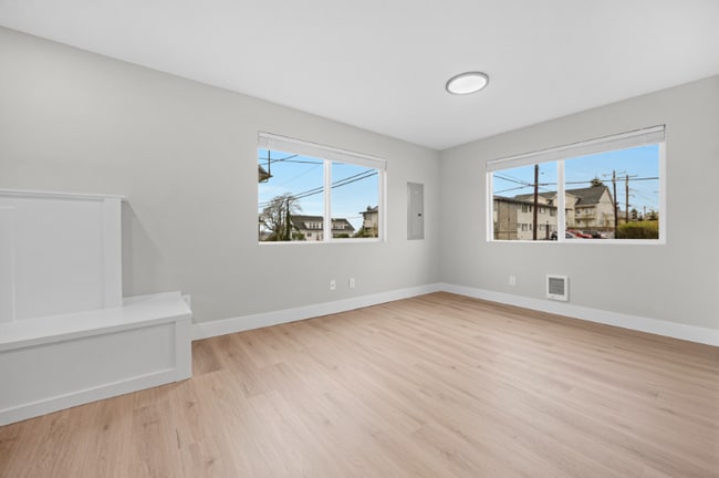 Photo - 1412 23rd St NE Unidad 1