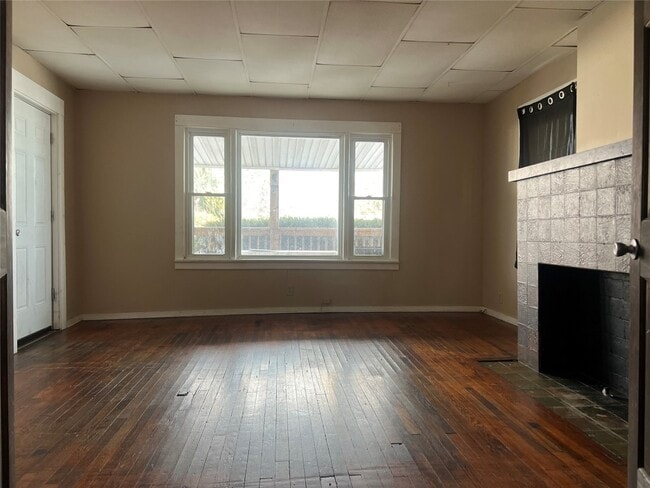 Photo - 274 Chenango St Unit 1