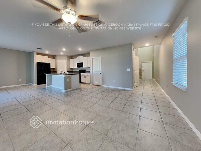 Photo - 15614 Greenleaf Bay St