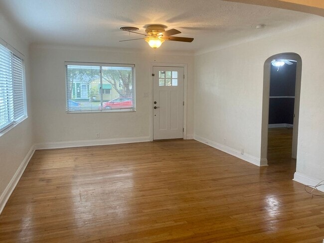 Photo - Euclid/Woodlawn Roommate Dream 4/3 home