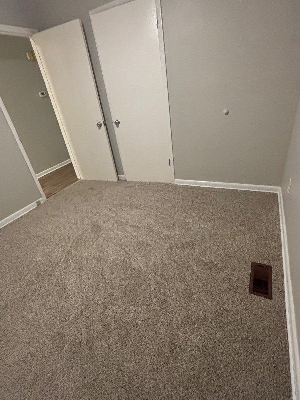 Photo - 958 Effie Rd