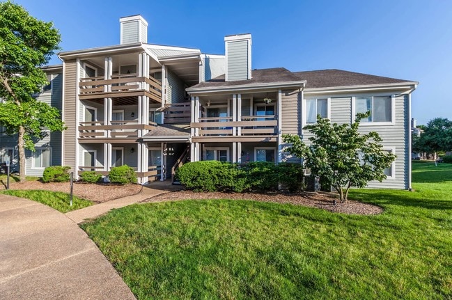 Photo - Waterside at Ironbridge