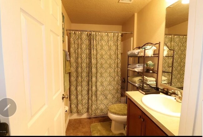 Photo - 8 Tuscany Bend St