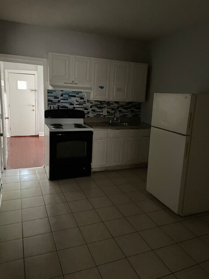 Photo - 4942 N 7th St