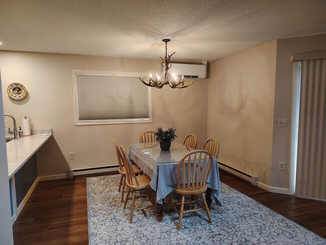 Photo - 15 Manor Estates Dr Unit 1