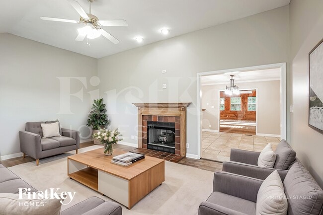Photo - 1362 Archer Pl