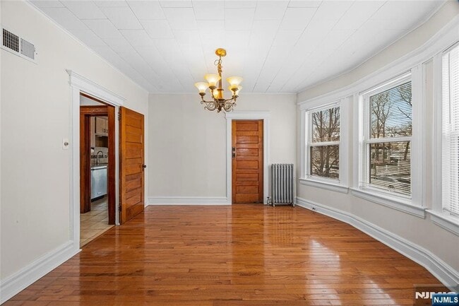 Photo - 287 Hornblower Ave