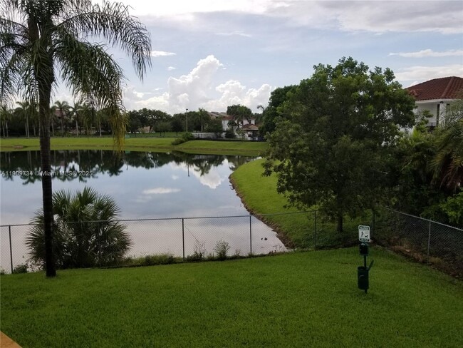 Building Photo - 9735 Fontainebleau Blvd Unit G211